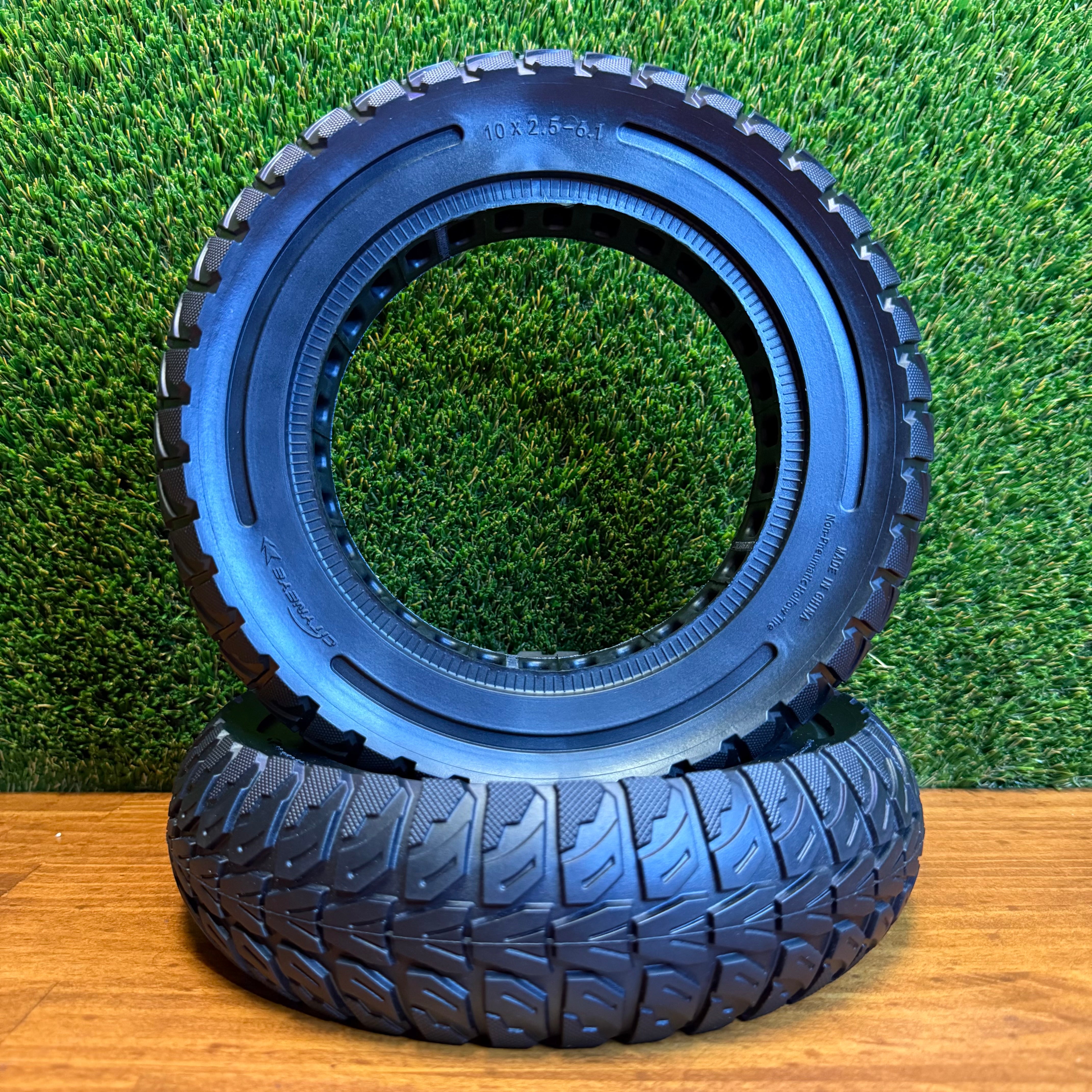 10x2.5-6.5 Solid Tyre (45mm)